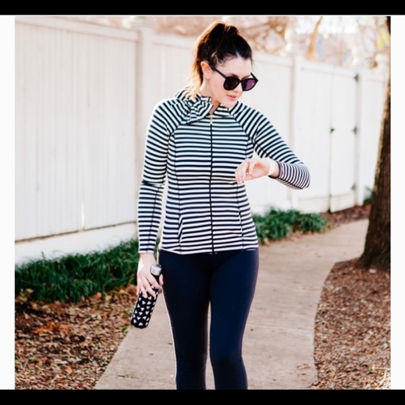 Kate Spade Beyond Yoga stripped Bow Workout Jacket Size Medium